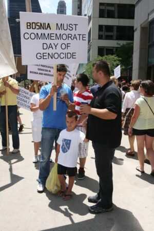 Srebrenica-Demonstrations-Chicago-2012_7246