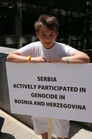 Srebrenica-Demonstrations-Chicago-2012_7303
