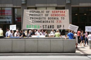 Srebrenica-Demonstrations-Chicago-2012_7332