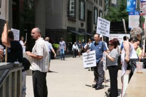 Srebrenica-Demonstrations-Chicago-2012_7371