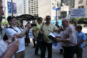 Srebrenica-Demonstrations-Chicago-2012_7390