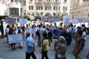 Srebrenica-Demonstrations-Chicago-2012_7420