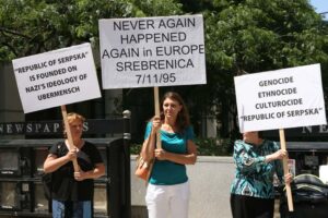 Srebrenica-Demonstrations-Chicago-2013_0218