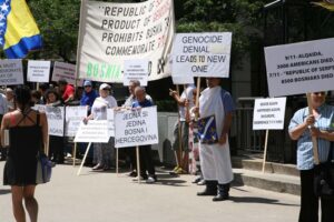 Srebrenica-Demonstrations-Chicago-2013_0233