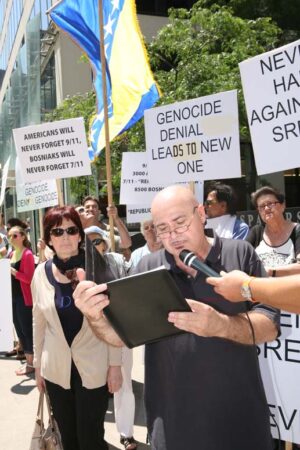 Srebrenica-Demonstrations-Chicago-2013_0280