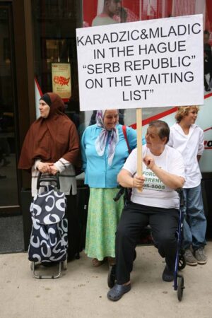 Srebrenica-Demonstrations-Chicago-2011_9253