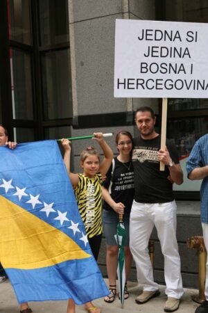 Srebrenica-Demonstrations-Chicago-2011_9257