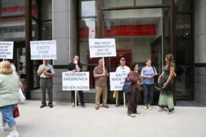 Srebrenica-Demonstrations-Chicago-2011_9344