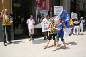 Srebrenica-Demonstrations-Chicago-2011_9389