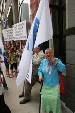 Srebrenica-Demonstrations-Chicago-2011_9428