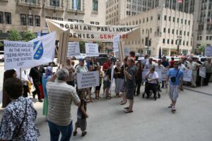 Srebrenica-Demonstrations-Chicago-2011_9451