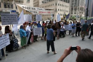 Srebrenica-Demonstrations-Chicago-2011_9456